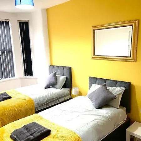 *stunning 1 Bedroom Close To Centre* ليدز